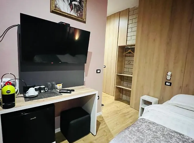 Colombia Apartments&rooms * Durrës