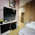 Colombia Apartments&rooms * Durrës