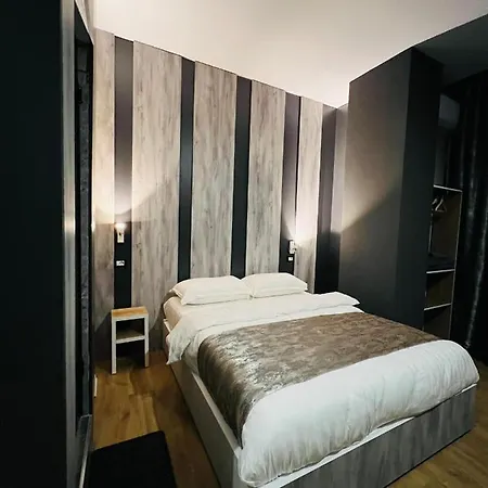 Colombia Apartments&rooms * Durrës