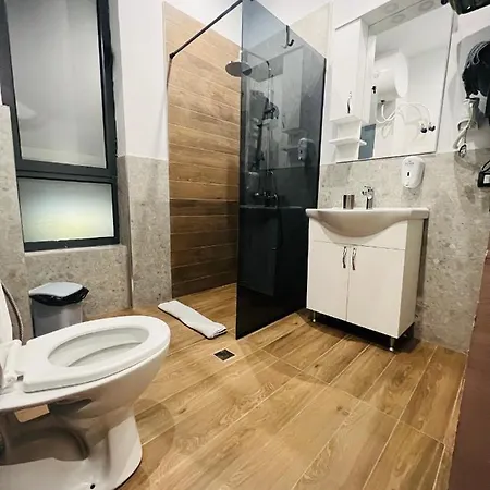 Colombia Apartments&rooms * Durrës