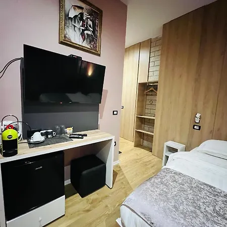 Colombia Apartments&rooms * Durrës