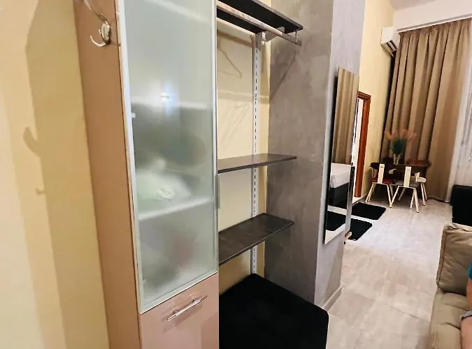 Colombia Apartments&rooms アパート
