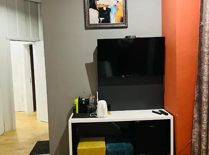 Colombia Apartments&rooms * Durrës