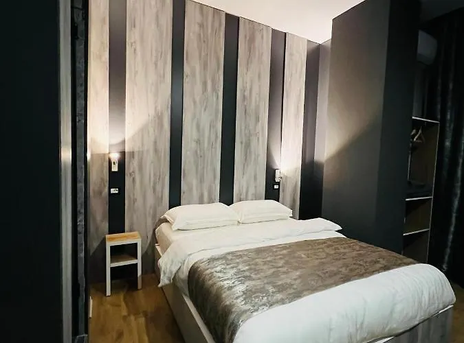 Colombia Apartments&rooms * Durrës